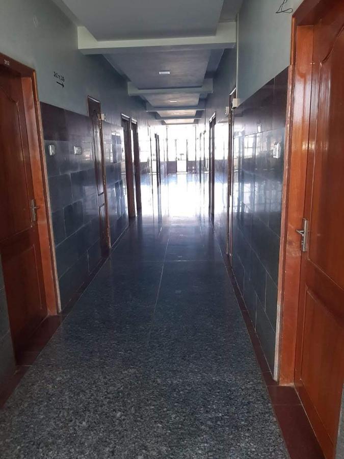 Hotel Ashoka Gangawati Exterior photo